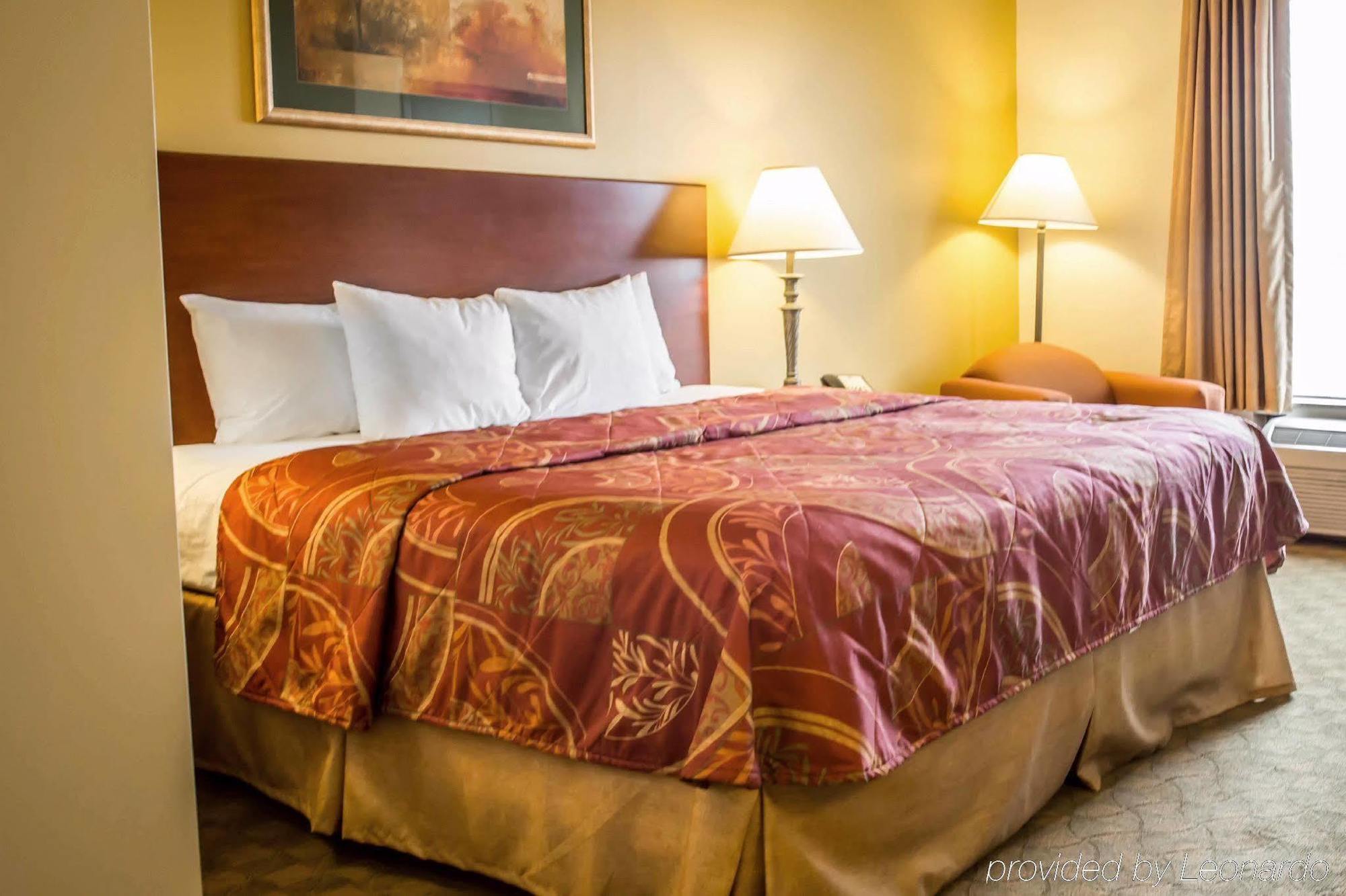 Holiday Inn Express & Suites Clear Spring By Ihg Exterior foto