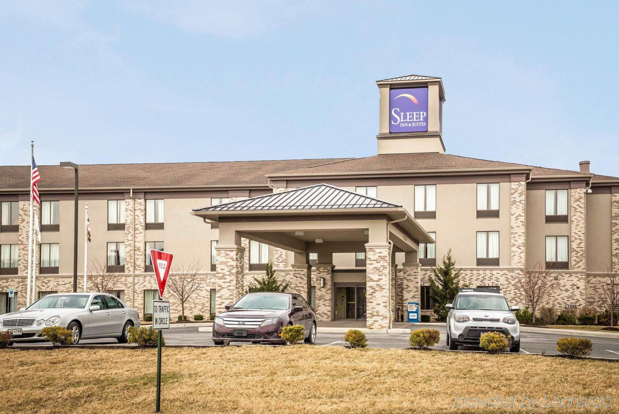 Holiday Inn Express & Suites Clear Spring By Ihg Exterior foto